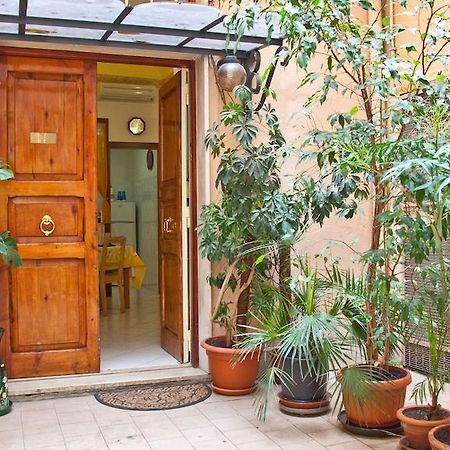 Rental In Rome Celeste Apartment الغرفة الصورة