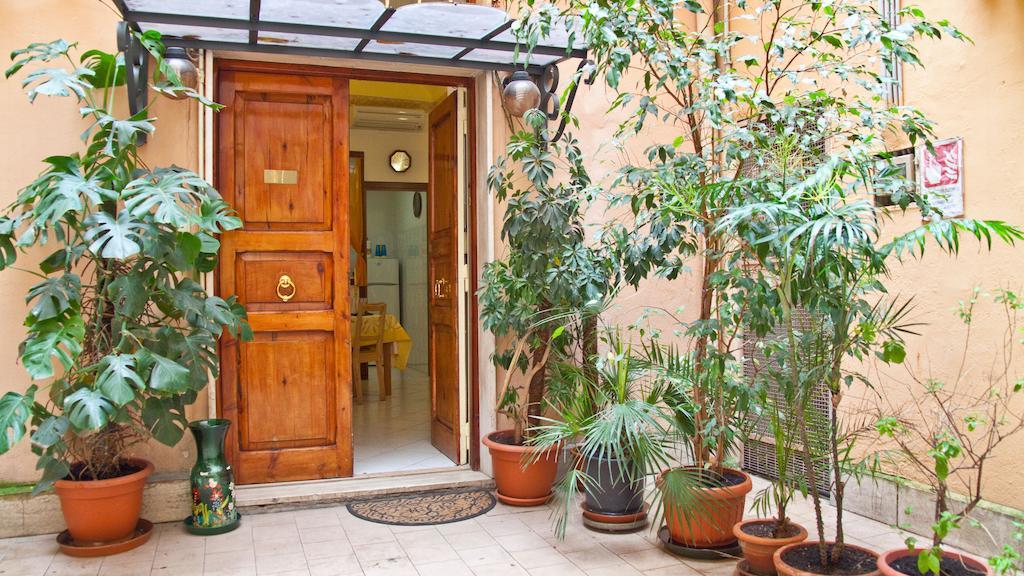 Rental In Rome Celeste Apartment الغرفة الصورة