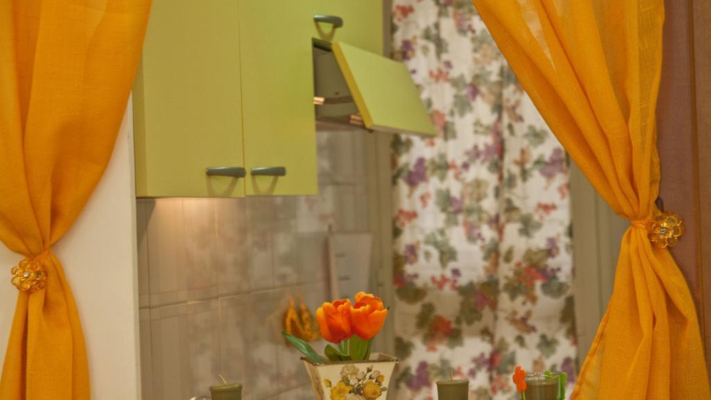 Rental In Rome Celeste Apartment الغرفة الصورة