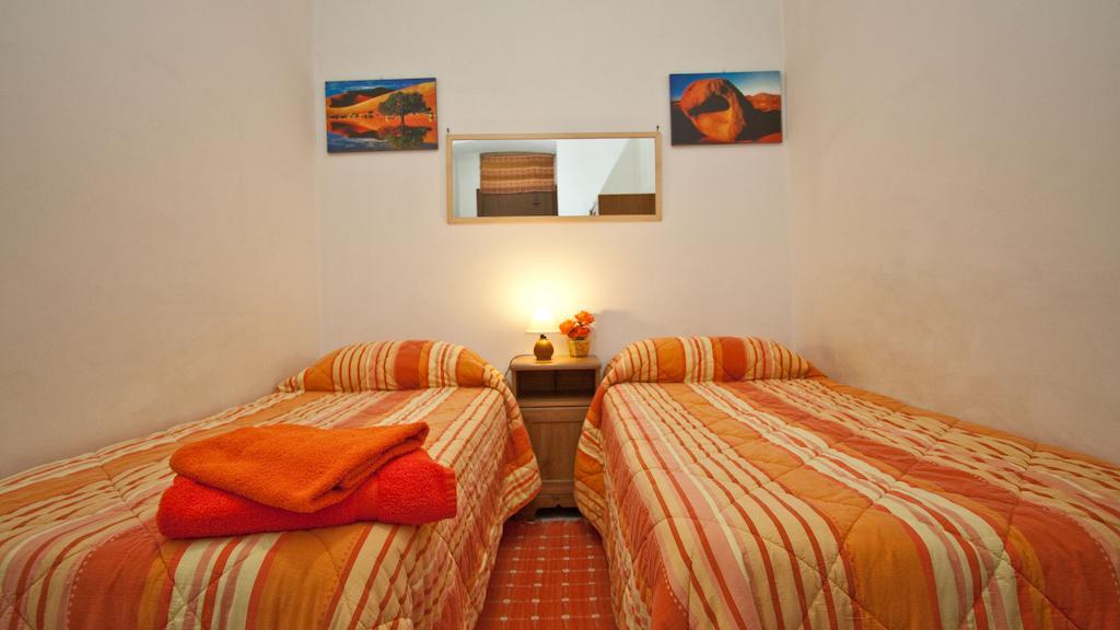Rental In Rome Celeste Apartment الغرفة الصورة